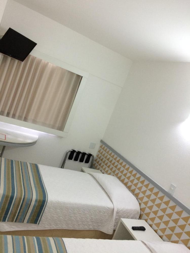 Ibis Budget Salvador da Bahia Exterior foto