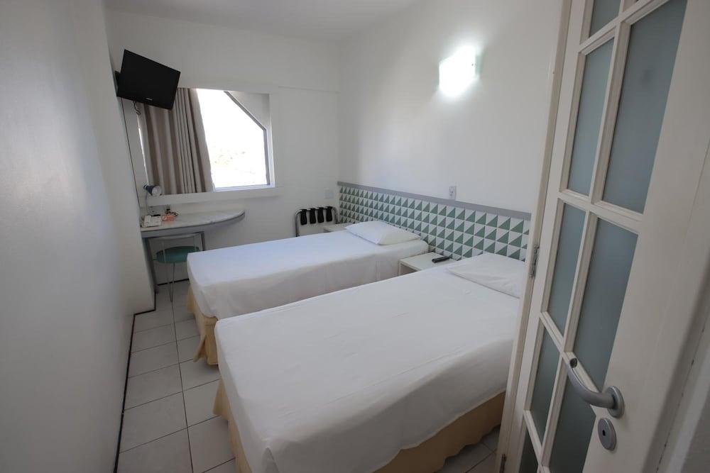 Ibis Budget Salvador da Bahia Exterior foto
